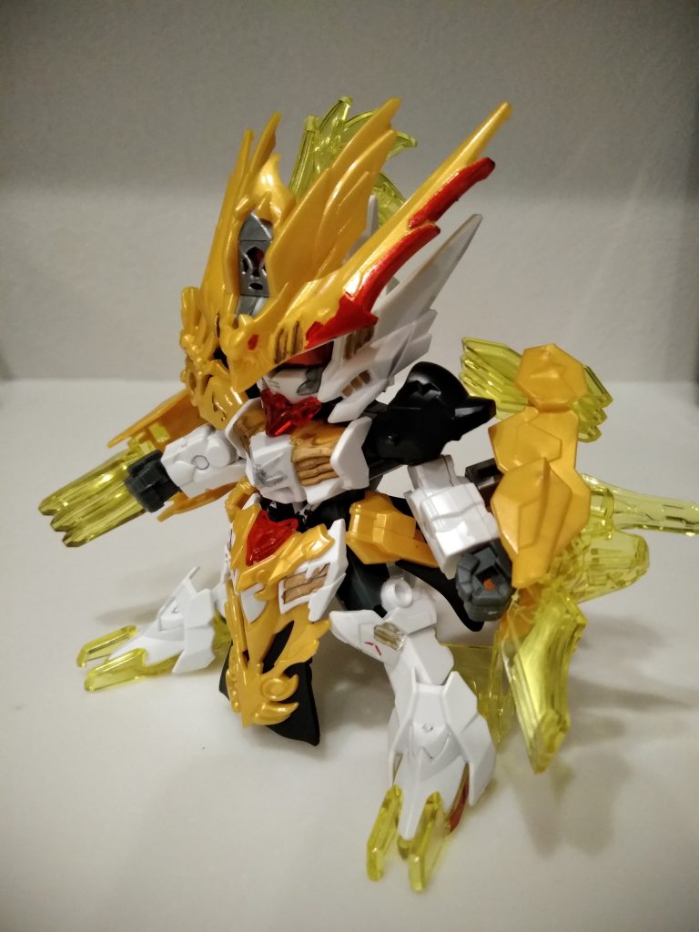 暴走状態！
アンテナのディテール一部をロイヤルメタレッドで塗装し眼光をイメージ！