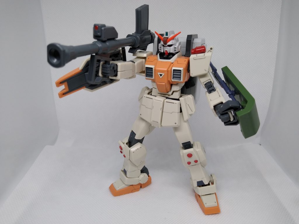 ４番機。コンテナに味方の副武装を積んでます。