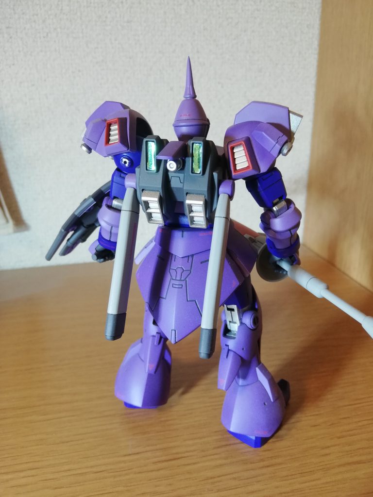 リア
センサー部はHIQパーツのミラージュオーロラシールを貼ってます