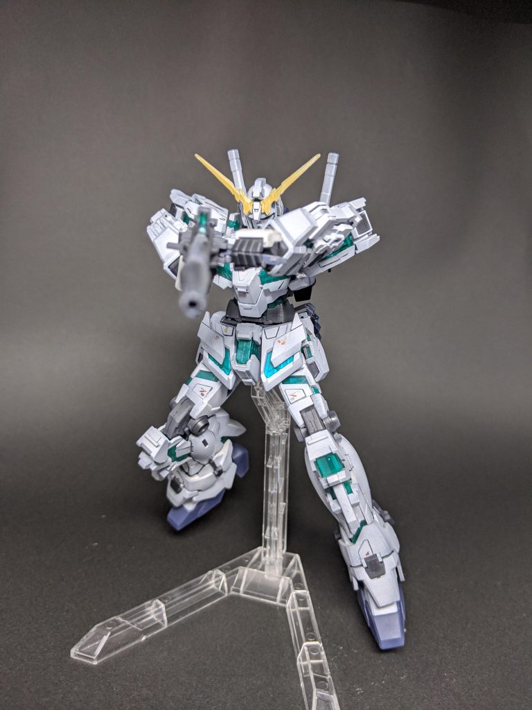 ビームマグナム!
僕は両手持ち派です!