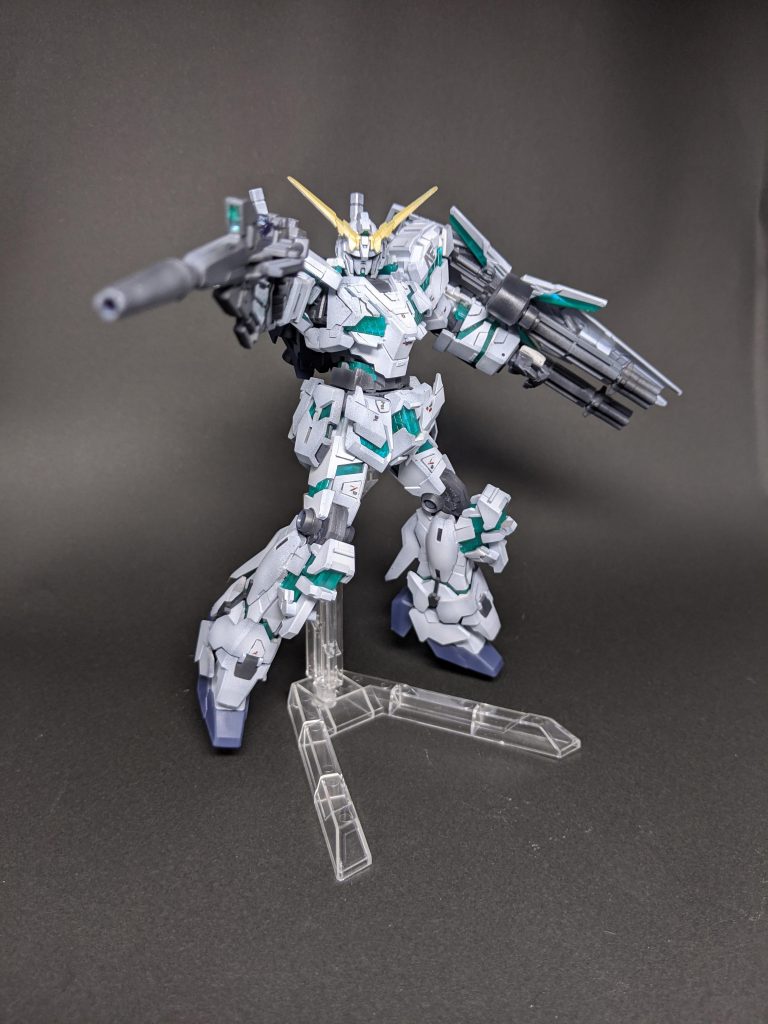 片手!
写真で見るとこっちのほうが全体見えるのかっこいいぜ!