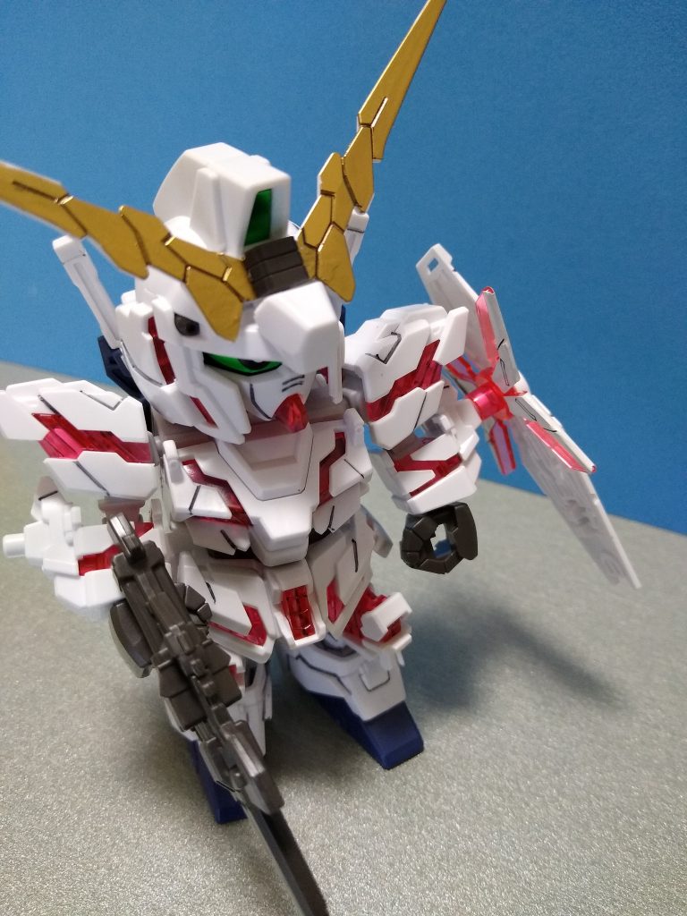 角はマーカーで塗りました。