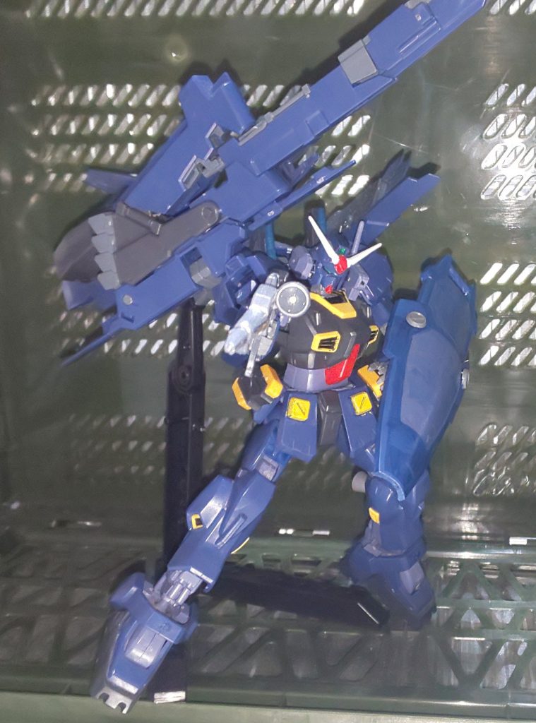 フルドドを装備した状態を0号機改と呼ぶ。(俺設定)
エゥーゴのスーパーガンダムや、同時代の高性能機へ対抗する為の形態。