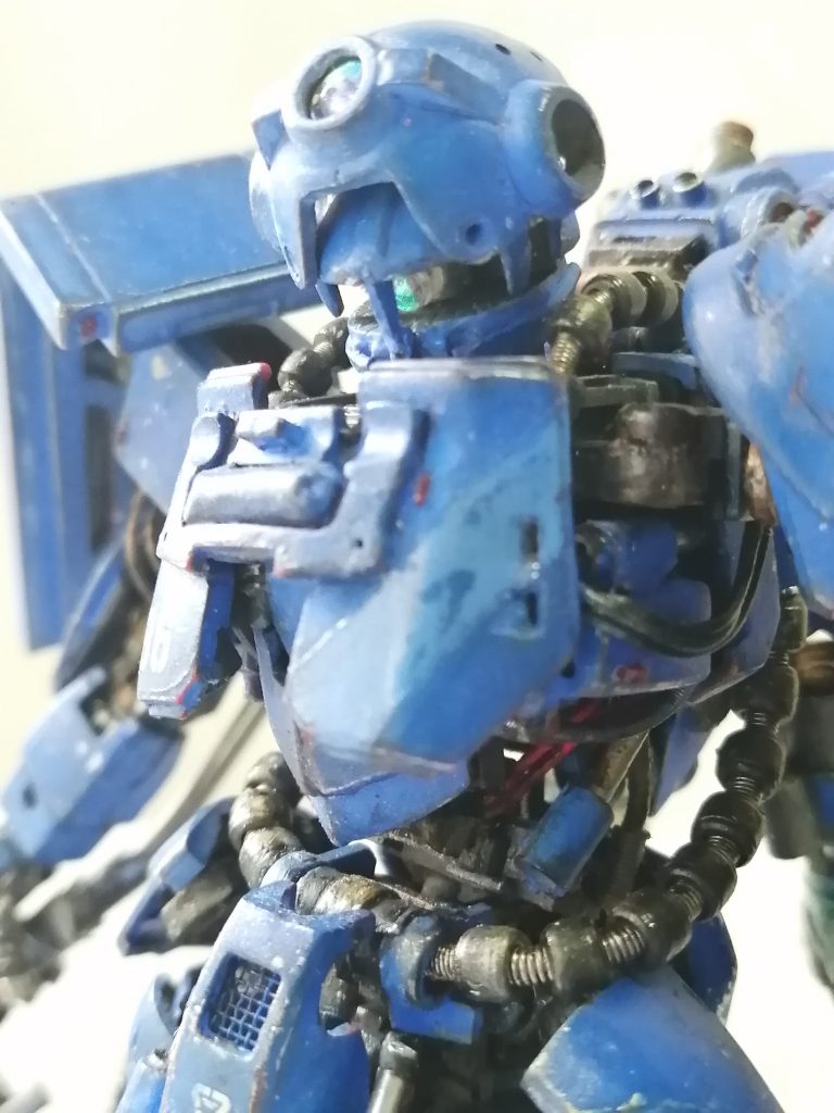 フレームには細かい細工をしました。