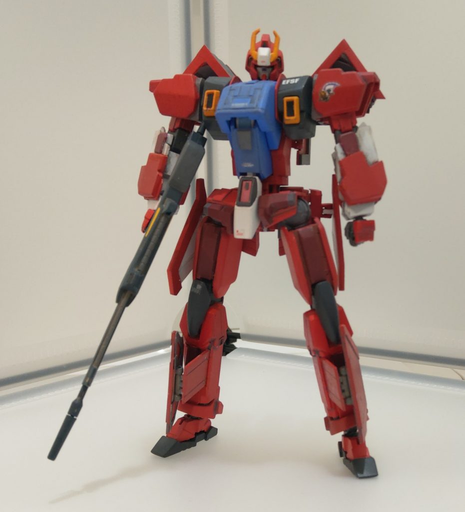 なんとも一年戦争時に可変モビルスーツがあったことは驚愕の事実である。
後のZ計画にも通ずる意匠も見られることからアナハイムエレクトロニクスのエイプリルフールネタとの説もある。