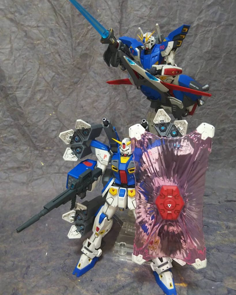 MGガンダムF90ミッションパックK&Ｂタイプとツーショット