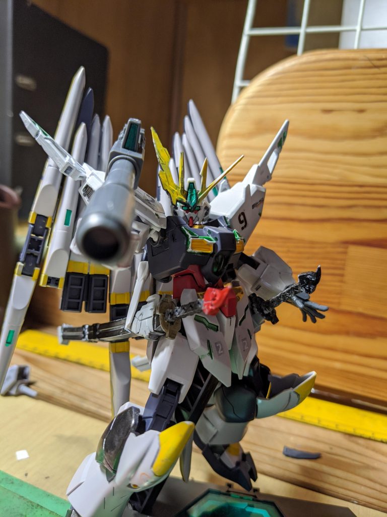 ハイパーバツーカー通常に比べて軽量化されている。