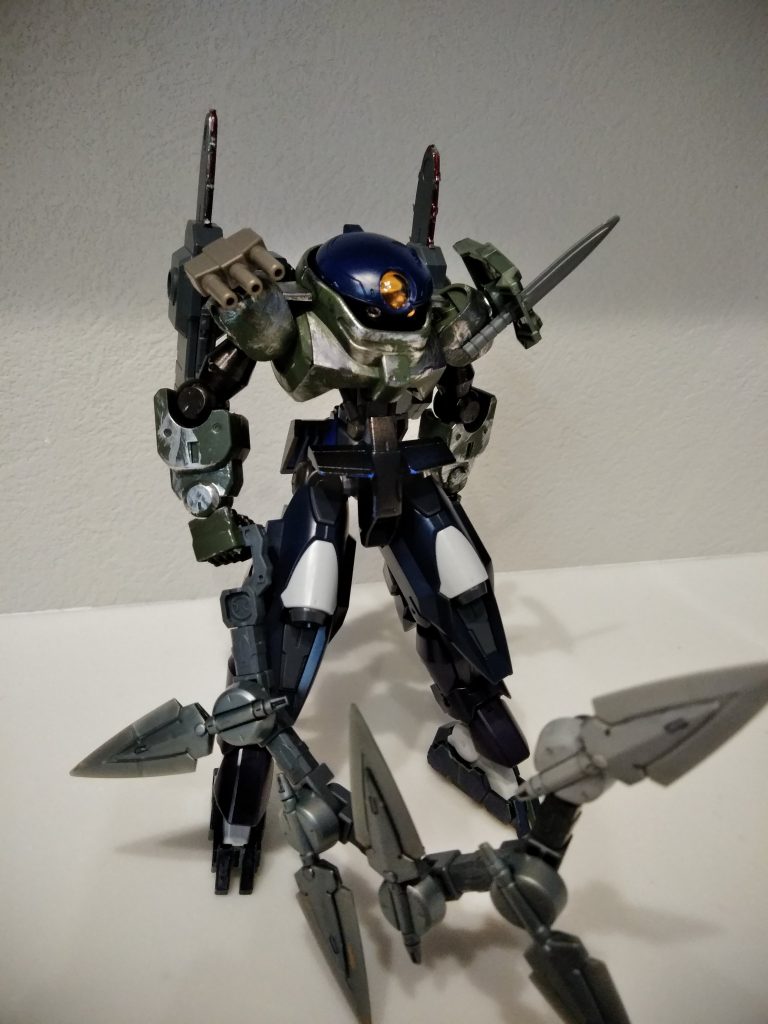 シルエットはケンプファーをイメージしつつ戦い方はイフリート改ですかね