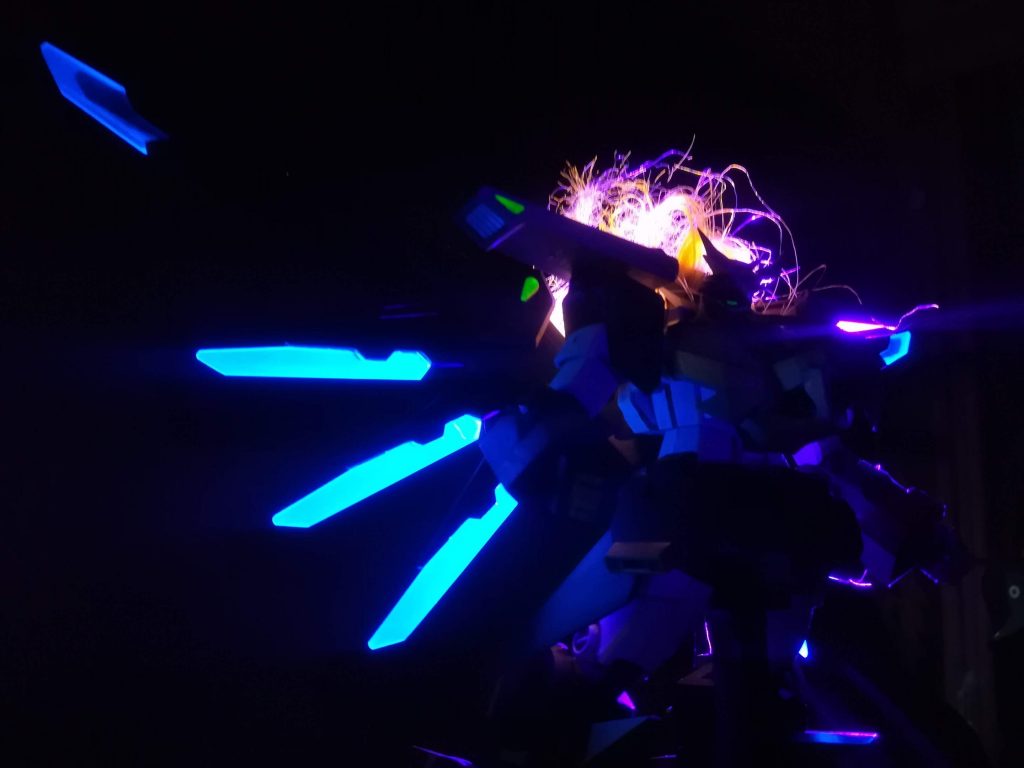 ~ヤジマ商事によるプレスリリースより抜粋~
ガンダムトライオンゲリヒトフォルツィォーはガンプラではない