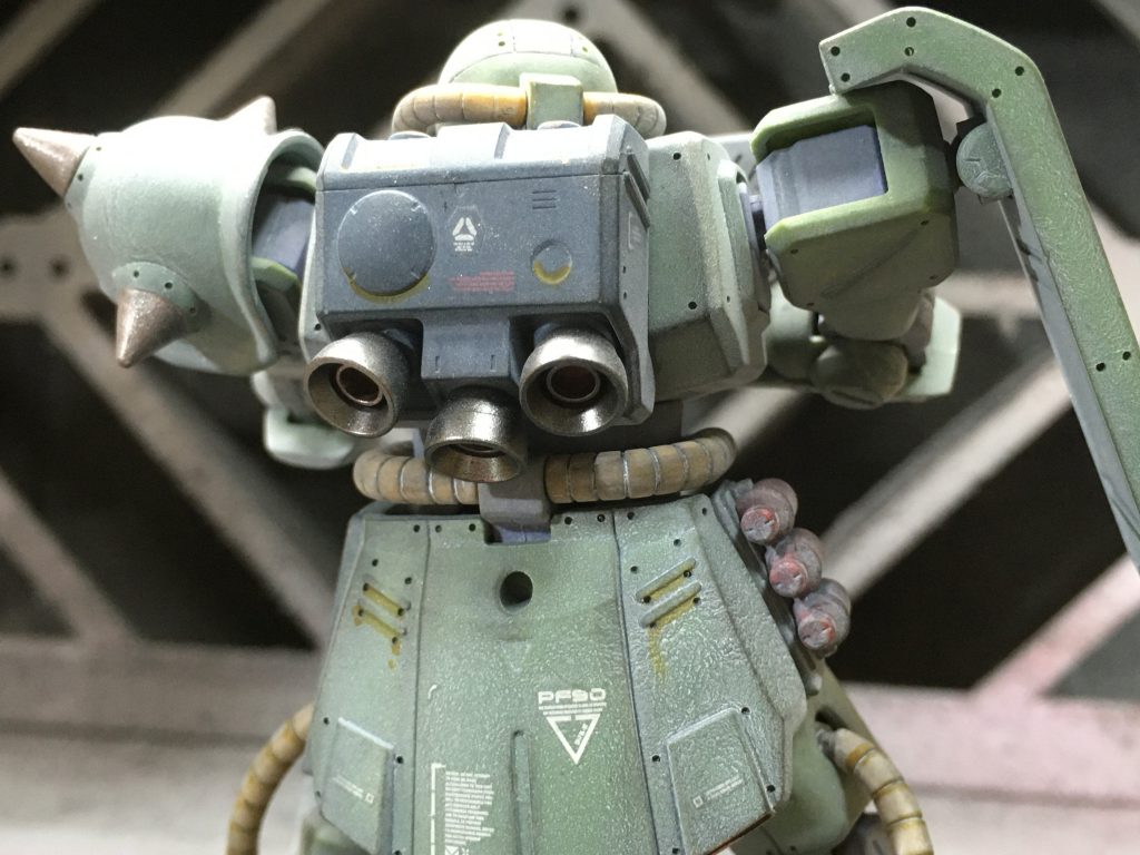 ランドセル部バーニアはガイヤノーツ スターブライト・アイアン
とっても美しい黒鉄色で大好きです。