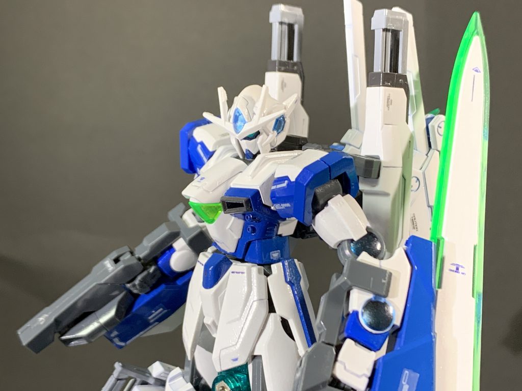 アップ。今回、過去作を強化ということで本体もデカールをはりディテールアップしました。ついで程度ですが。。