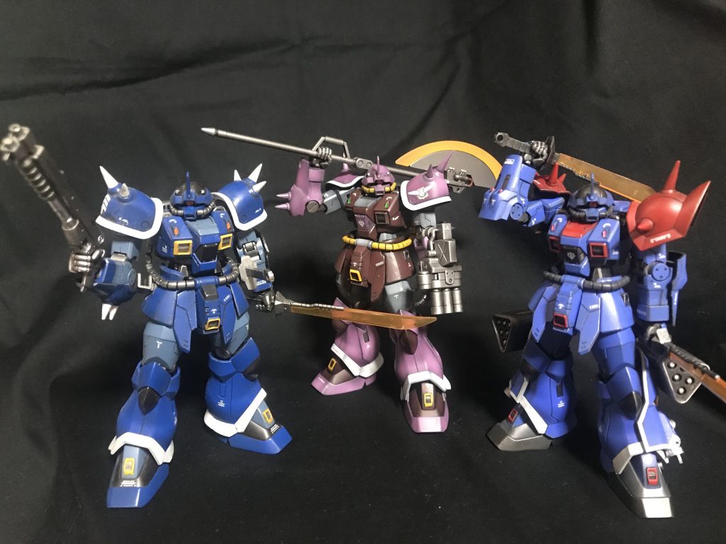 過去、制作のイフリートとイフリート改と記念撮影！
あとはナハトを仕入れなければ…