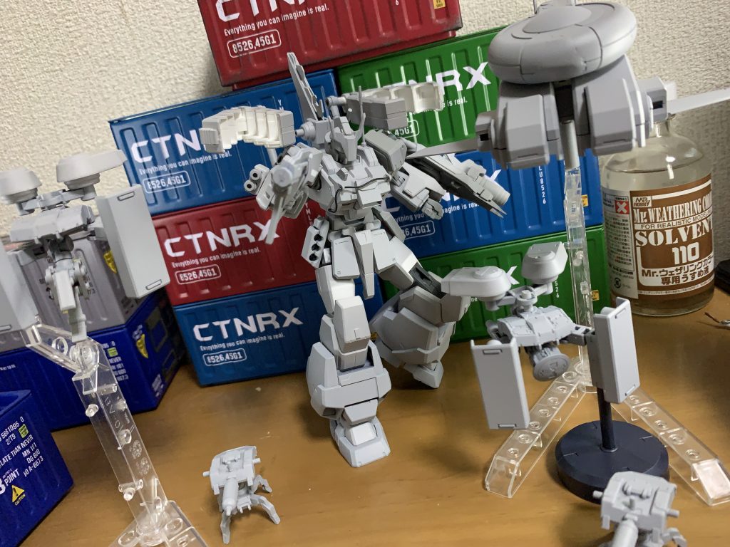 サフ終了後。一斉展開のポーズを練習(ポーズは採用されなかった)