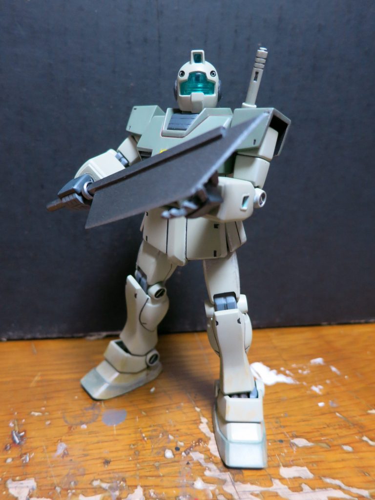 音を立てずに敵を撃破するなら、これが一番…という山刀。如何にも必要に迫られてでっち上げた、というのが狙いだったりします。