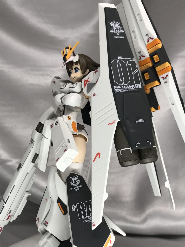 HWSはデカい盾越しの横顔がカッコいいんですよ！！盾のもデカールを貼ってverKa風にしました