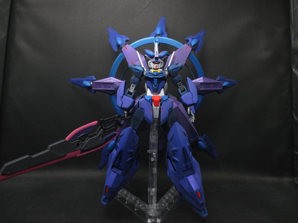 プラネプテイトガンダム–2枚目/制作者：堺・悠一