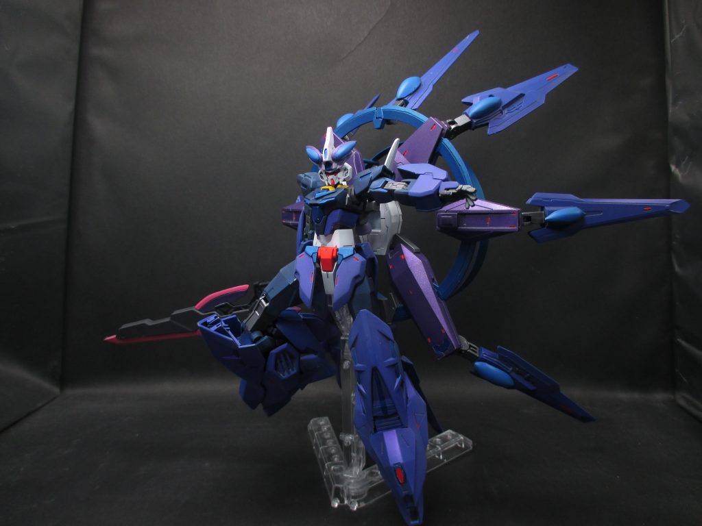 プラネプテイトガンダム–5枚目/制作者：堺・悠一