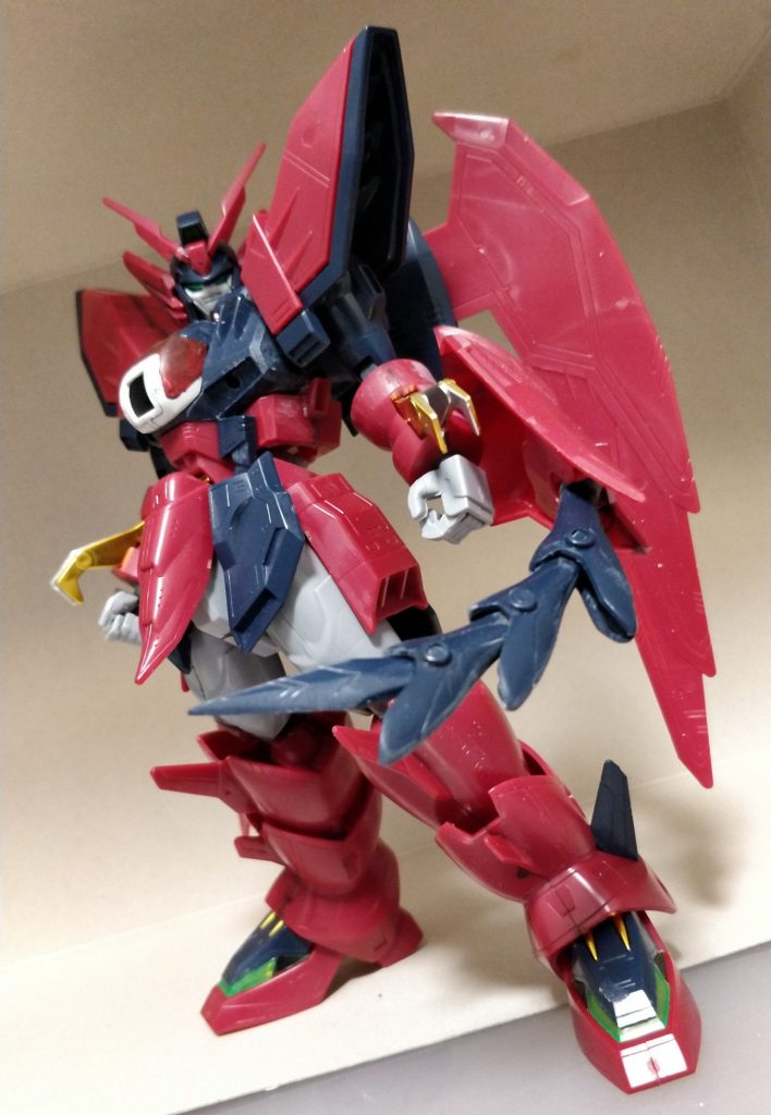 その状態で取り敢えず立たせてみたところ