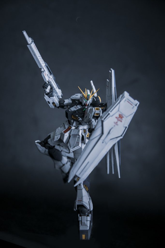 RX-93 νガンダム