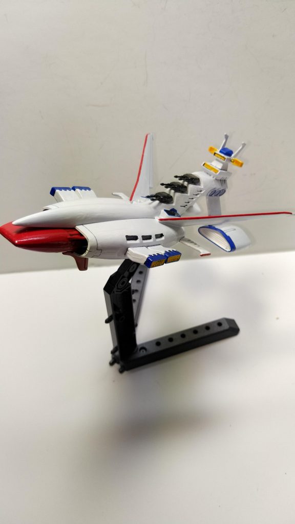 にせホワイトベースのアップ。
残念ながら友達の雪だるまはありません(OVAよりSDレース参照)