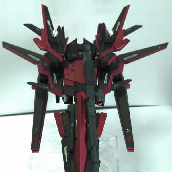 ガンダムデルタカイ(シュヴァルツェ隊カラー)