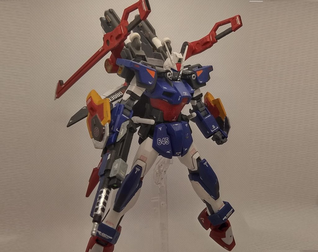 おまけ2 過去に作ったストライクゲーテのグラディエーターストライカーです。エースパイロットが一線を退いた後に乗っているワンオフ機みたいですね。