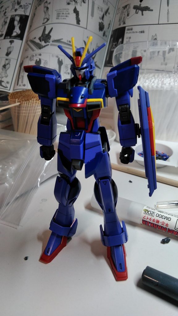 基本的には、HGCEインパルスガンダムとHGBDインパルスガンダムアルクのミキシングですが一部、HGBDインパルスガンダムランシエのパーツも使われています。わかるかな?