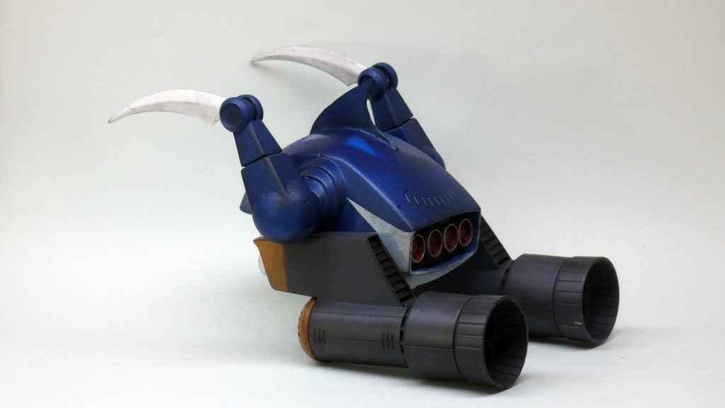 バックショット。青びかりしてるところは魚っぽく、汚れているところはそれっぽく。