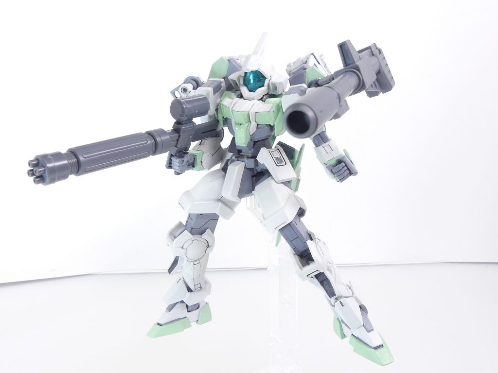 勿論肩に付けても。