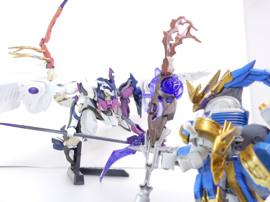 ~テンペストールギスのコックピット~~ど、あああッ!!!~リュウゼンが、やられた!!?どういうことだ、訳が・・・!あの威力、耐久値!どこをどう考えても、通常この世界にあり得る数値ではない!「ブレイクデカール」・・・いや、それ以上か・・・!・・・ぐ、あ・・・!ランス、が、通らん!むしろ、はじき返されてしまうか・・・!・・・コウメイ、ザコの掃討に回ってもらえるか!このままではじり貧・・・あの、バカが!自ら突っ込んで、・・・!!~あ、ああああッ!!~