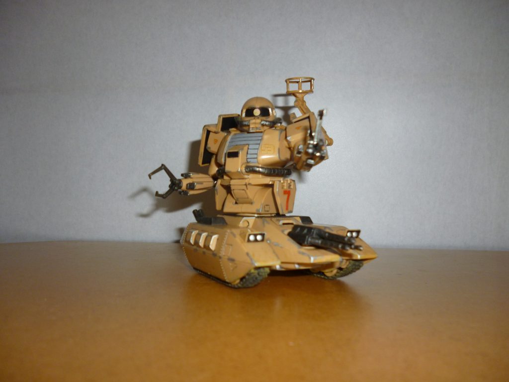 最後までご覧いただきありがとうございました。個人的にはMSVを代表するモビルスーツといえば、高機動型ザクでもパーフェクトガンダムでもなく、このザクタンクだと思っています。兵器、機械としてのリアルさ、カッコよさ、そしてかわいさをここまで感じるモビルスーツというのは、ちょっとほかでは思いつきませんね(笑)。最後になりますが、本作品をご覧になっての感想などいただけますと幸いです。