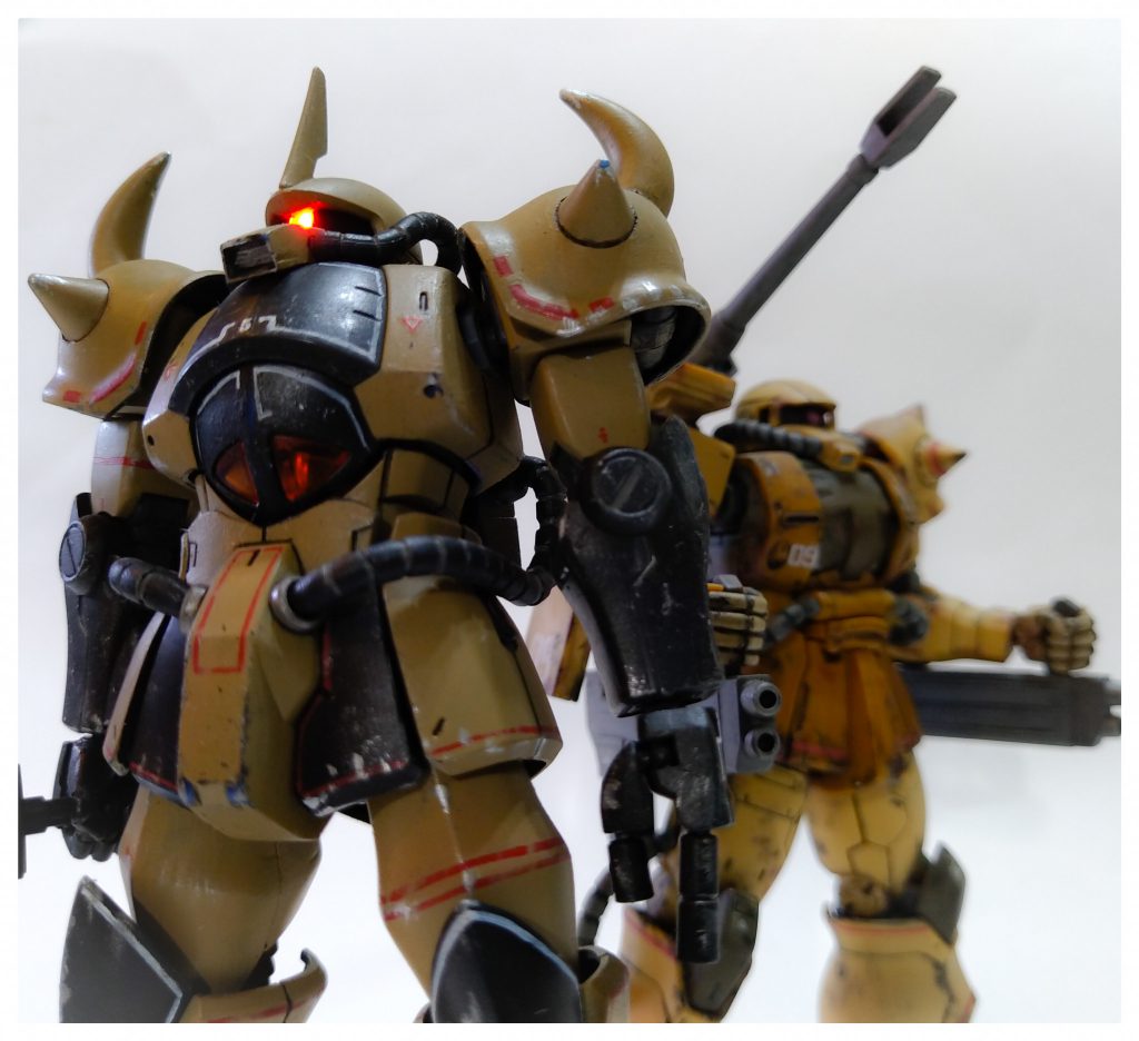 砂漠のモビルスーツ部隊