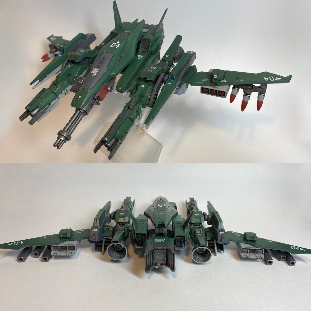 *■サポートメカ*
支援戦闘爆撃機。Vコマンドガンダムやコマンドフォーミュラー90などの支援メカに、SF・ミリタリーテイストを盛り込んで制作されたメカ。武装の配置や名称に名残がある。思い入れがありすぎるからか、機体名はまだ悩んでいる。