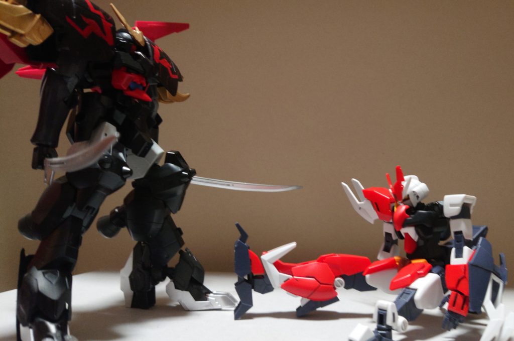 邪戦頑の前にマーズ・フェイスは敗れてしまう……