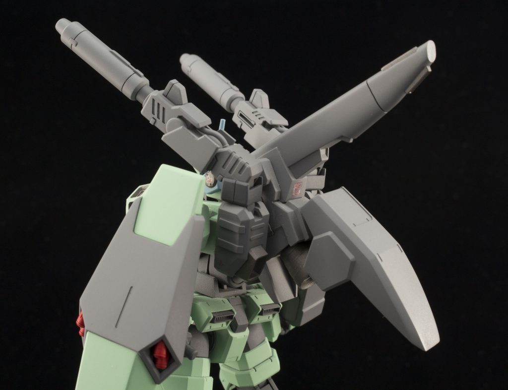 バックパックのスタビライザーが軸可動なので簡単に付け替えが可能。