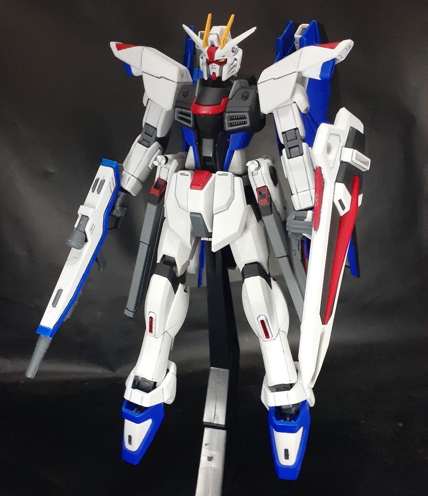 前
関節部分以外はスプレー塗装、今回は黒を筆で塗り直しました