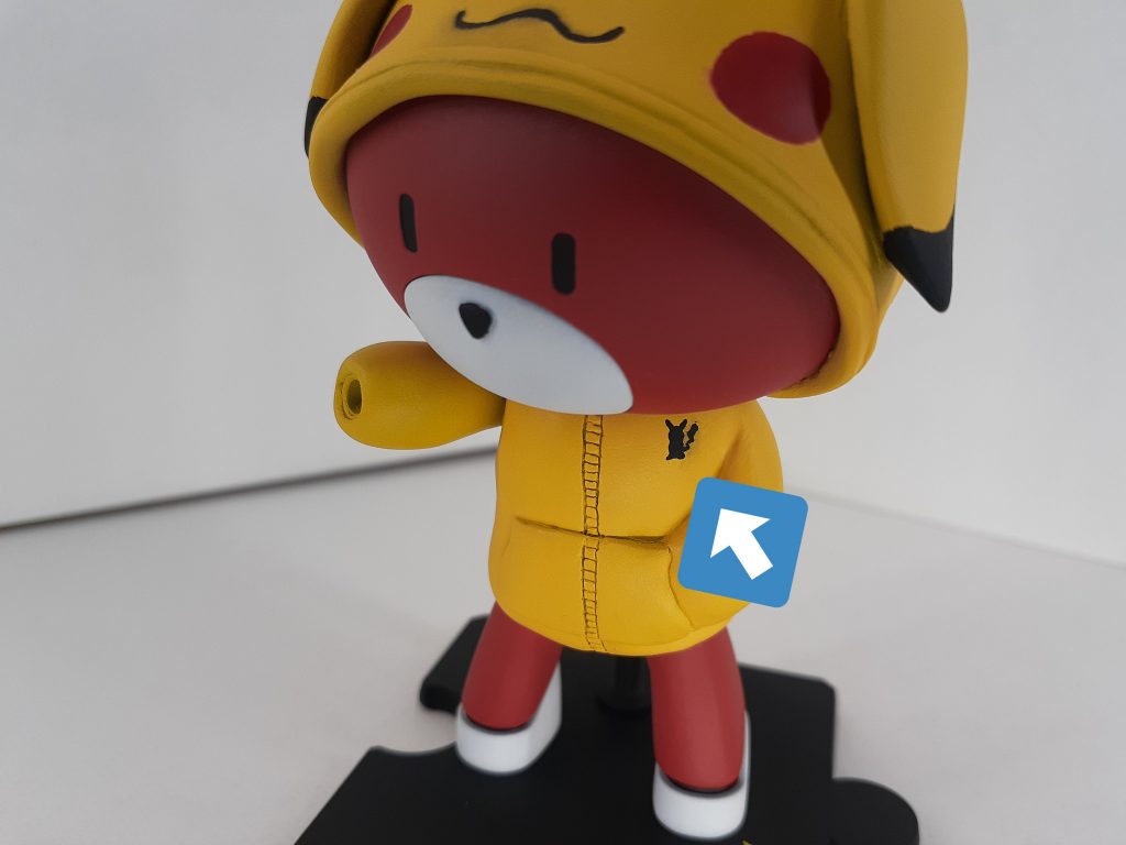 再現するにあたってこだわった胸のピカチュウの刺繍