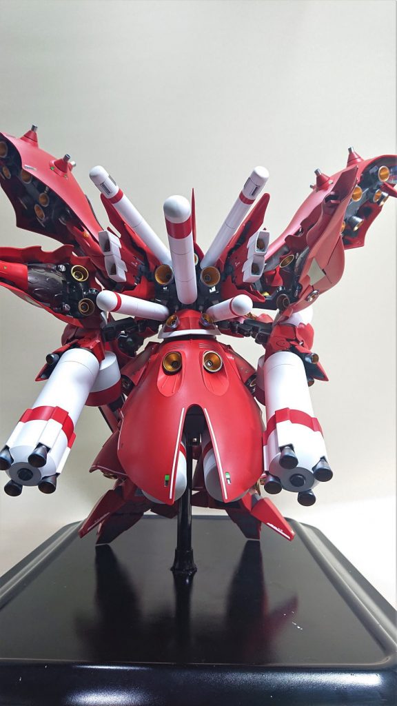 高機動と長時間稼働のため、プロペラントタンク、ブースタータンクも増量。