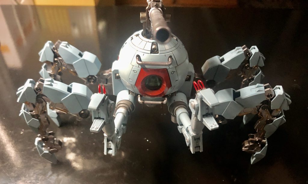 この脚以外と稼動軸が多いので色んな位置に脚を動かせるので上から見た時に、「Ⅱ.＝.卍.X字」と色んな配置が可能
    +