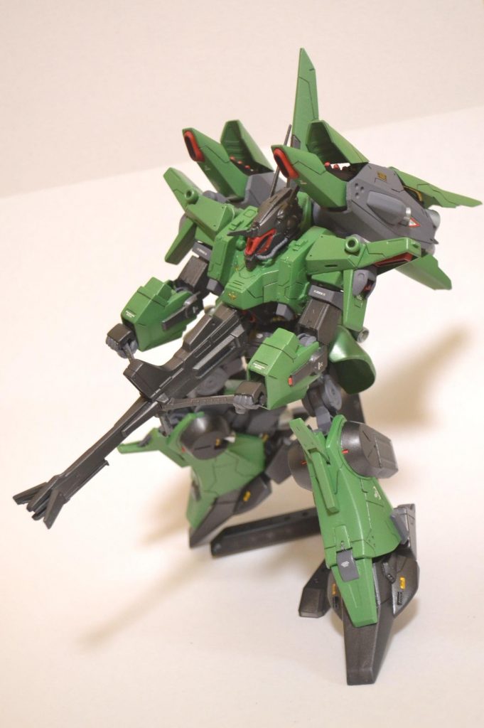 ドーベンウルフお約束のポーズ