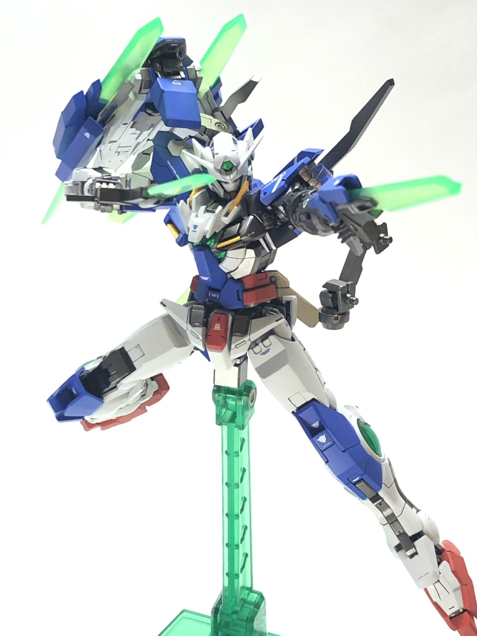 Rg エクシアリペア グラハムガンダム Ssrさんのガンプラ作品 Gunsta ガンスタ