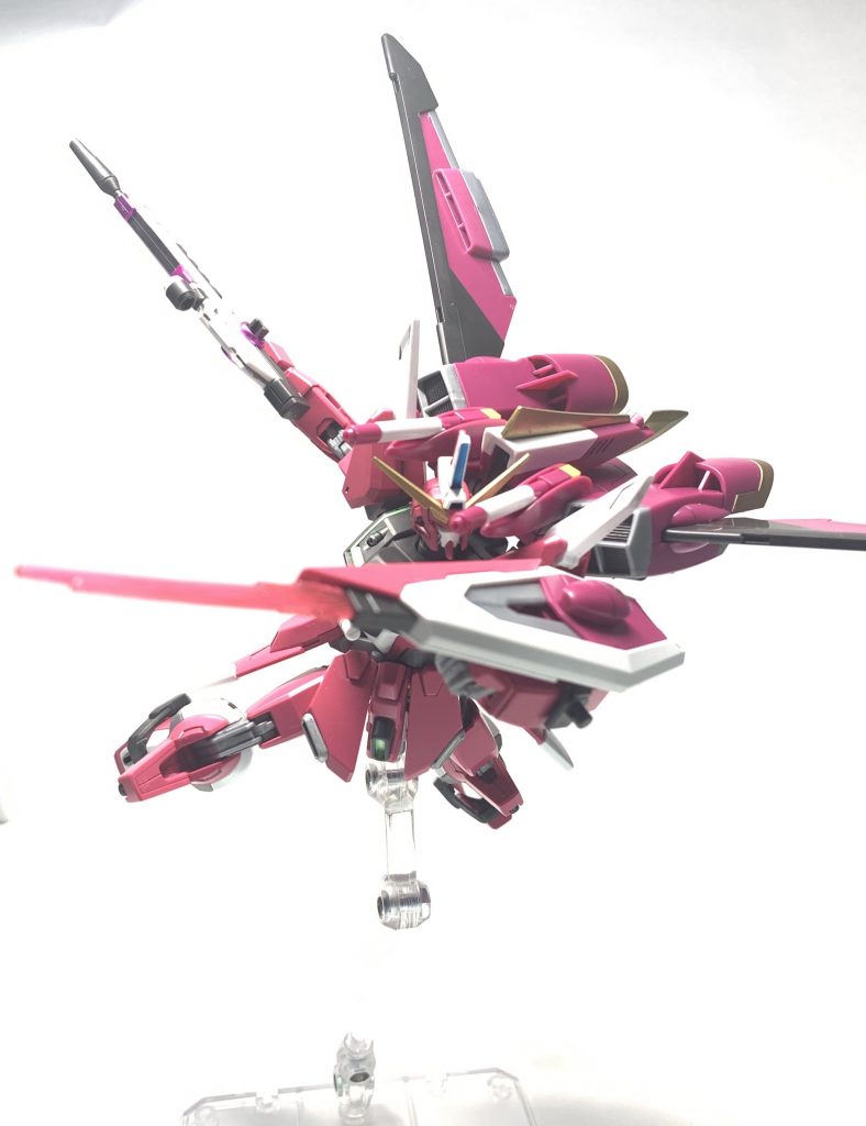 よく動くのでめちゃくちゃポーズが決まります。
    +