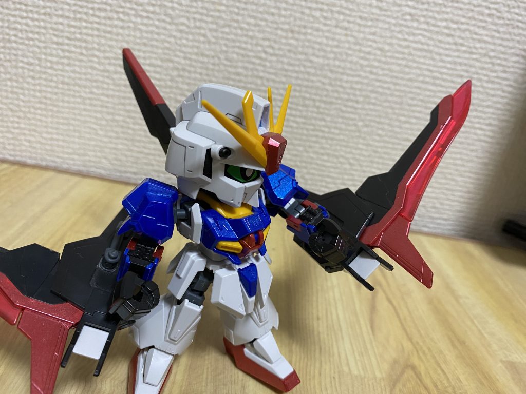 ライトニングＺのパーツなのでサーベル展開可能です。