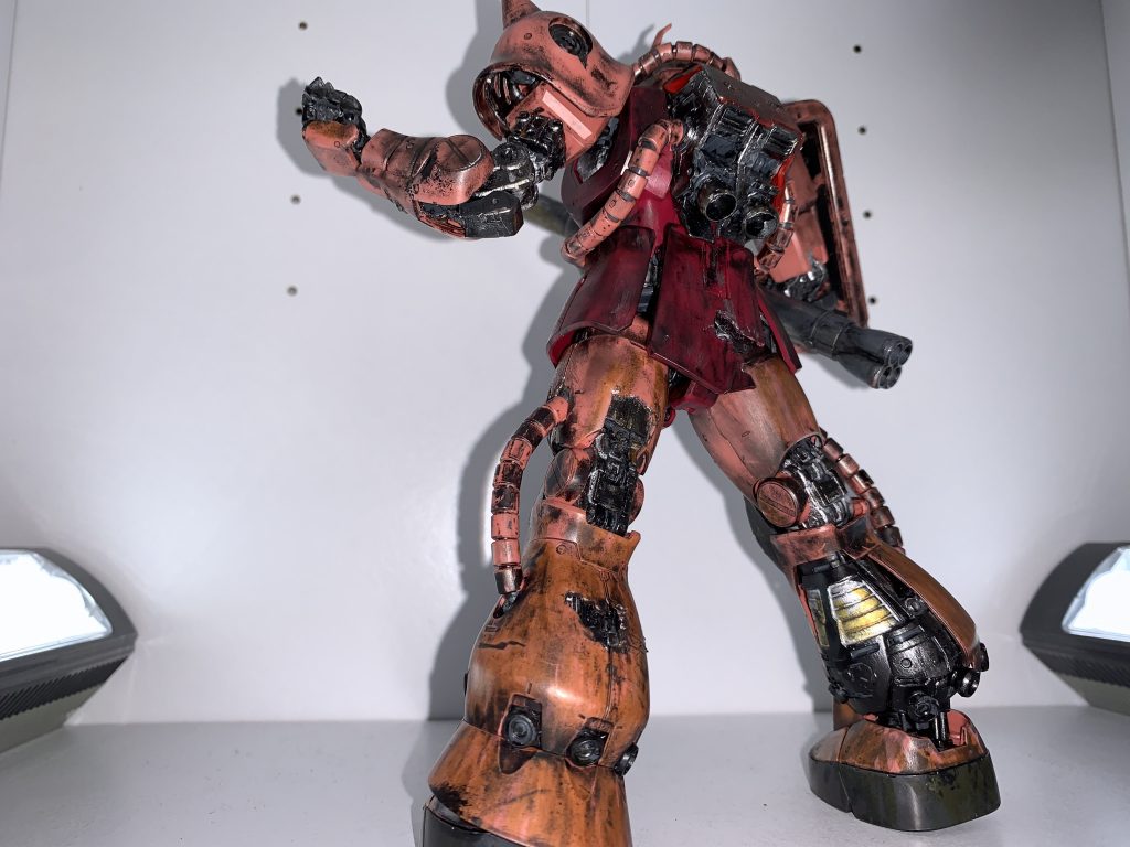 装甲を引っぺがして内部フレーム露出させてみました。