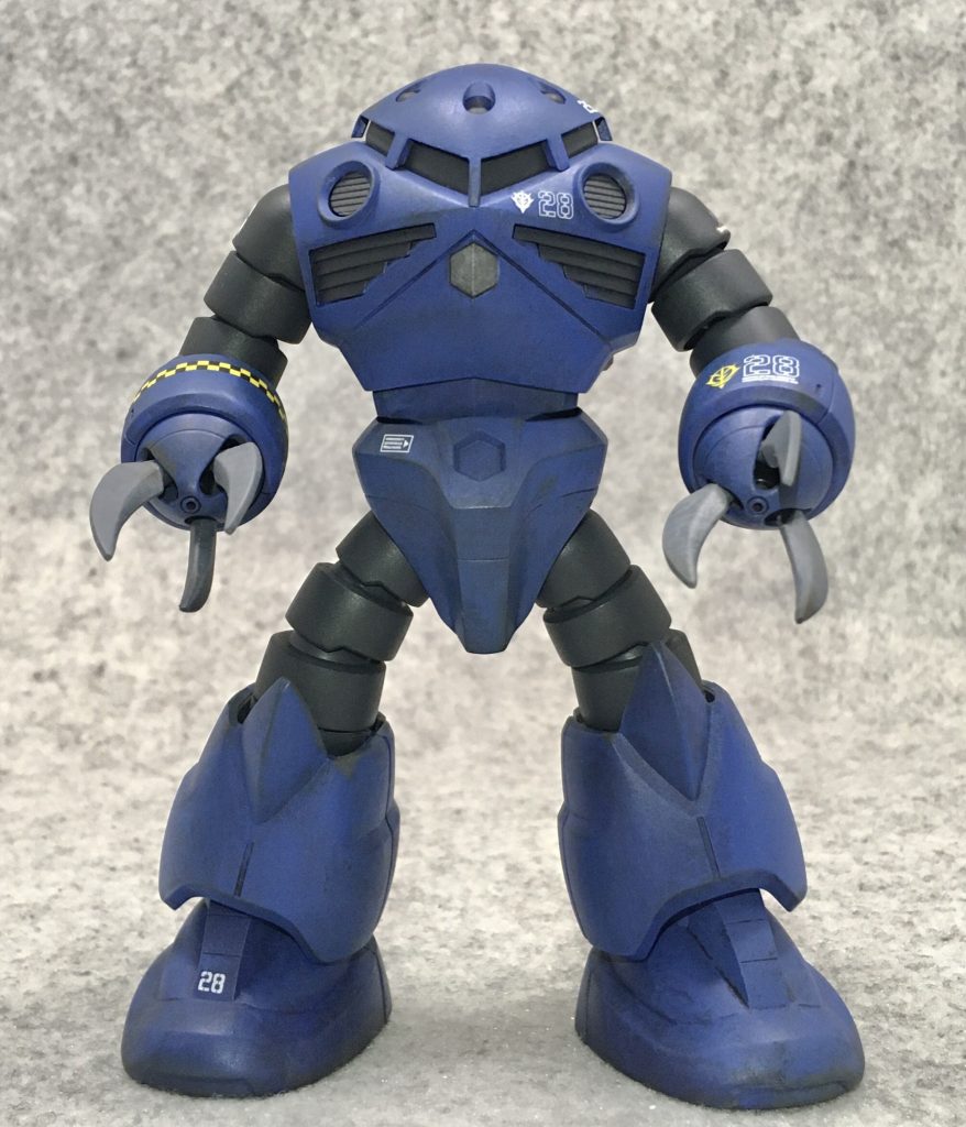 剥げるのでアクションポーズは取れません。精一杯のポーズ！