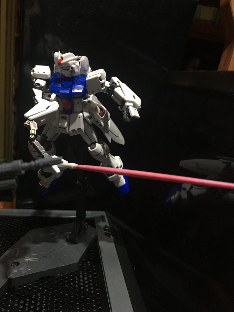 成形色活かしでバーニアなど細かいところ部分塗装と墨入れのみです。