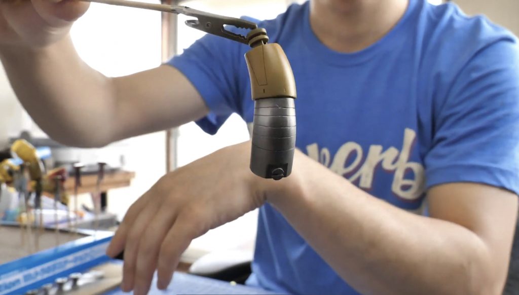 ちょいメタル感出しました。作ってるところhttps://youtu.be/NjIg9CQe70Y