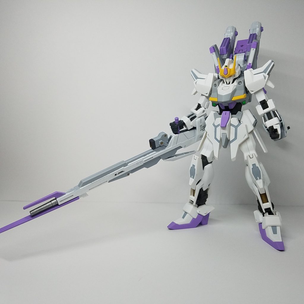 銃が長過ぎてバランスが笑
    +