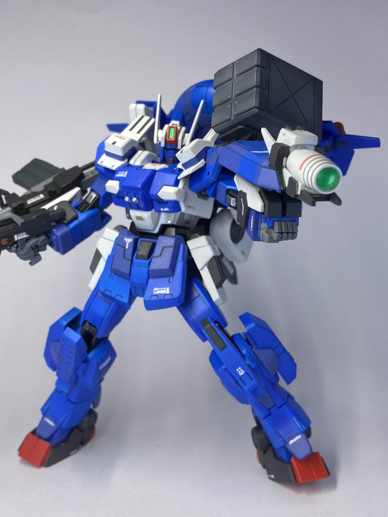 センサー部は銀サフにクリアグリーンフィニッシュを貼っています