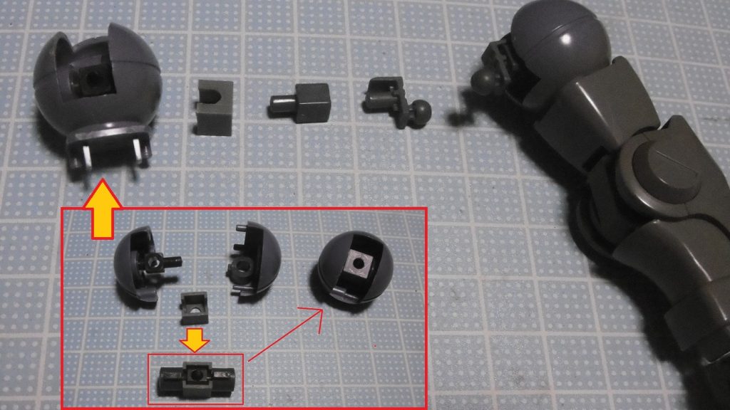 ＭＧリックドム腕はそのまま接続できないため、ハイモック用に合わせています。元々あった接続部を、ｗａｖｅ ＰＣ－０３ に変更し、同プラサポで保護して元のＰＣで挟み込み３ｍｍ化。プラサポは無加工でも丁度良い幅でした。
出来た肩にスカルウェポンとウイングゼロ肩の各ジョイントを使い、最適化させた物が右側の腕部になります。経年劣化で表面の成型色が色褪せていたものの、可動は生きていました。